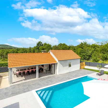 Terra Dalmatica With Private Pool Будинок відпочинку *